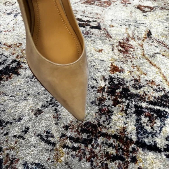 MARC FISHER ZALA Block Heel Suede Pumps 9 - Picture 8 of 10